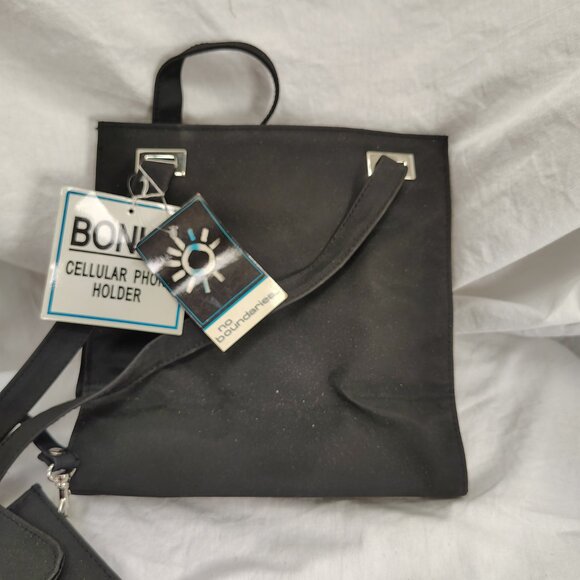 No Boundaries, bag with cellphone holder, black, 9.5" x 8" x 3.5" - Picture 6 of 11